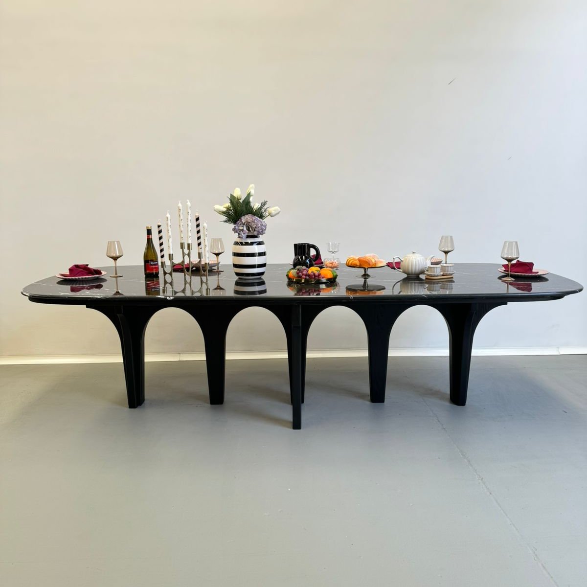 Dante Dining Table